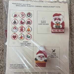 Needlecraft Santa  Tissue Box needlepoint Kit